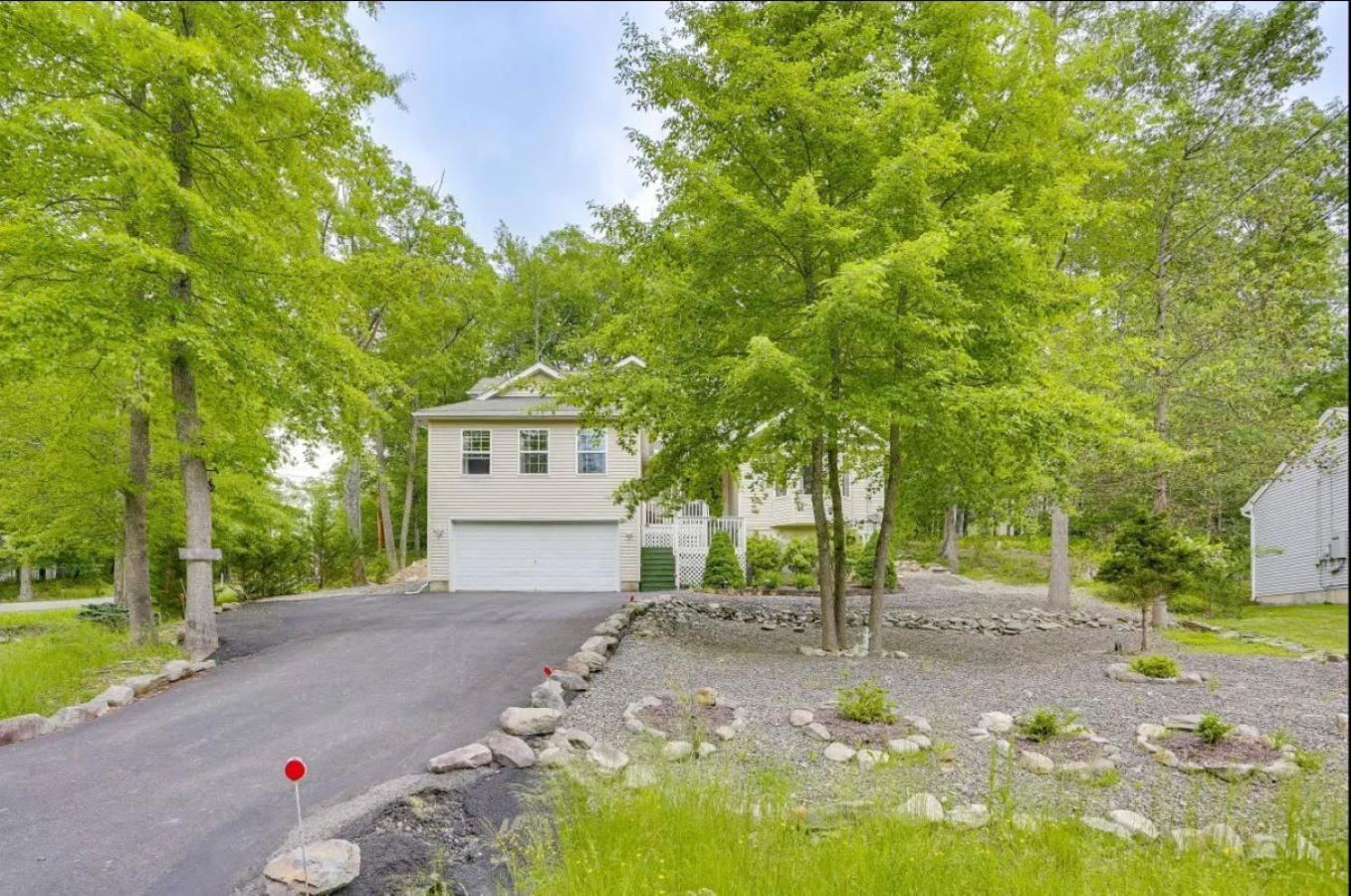 Charming, Restful Getaway Villa Bushkill Exterior photo